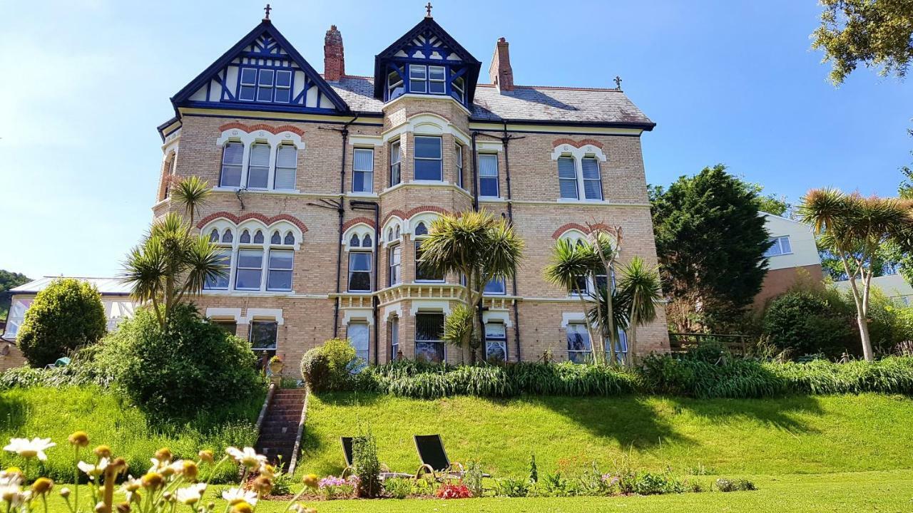 Westwell Hall Ilfracombe Esterno foto