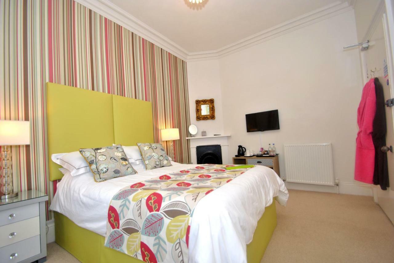 Westwell Hall Ilfracombe Esterno foto